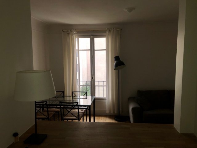 Location appartement meubléParis 75015