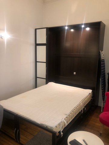 Location appartement meubléParis 75007