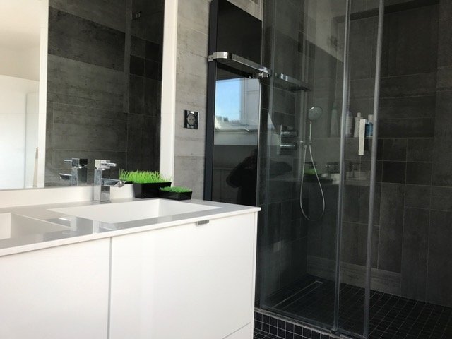 Location appartement meubléParis 75008
